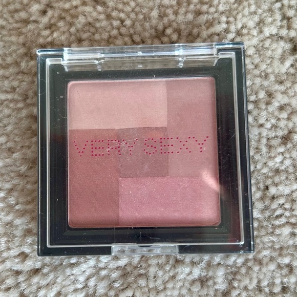 NWT Victoria’s Secret Mosaic Bronzer and Mosaic “Afterglow” Blush Duo 4.8g Each - Picture 3 of 4